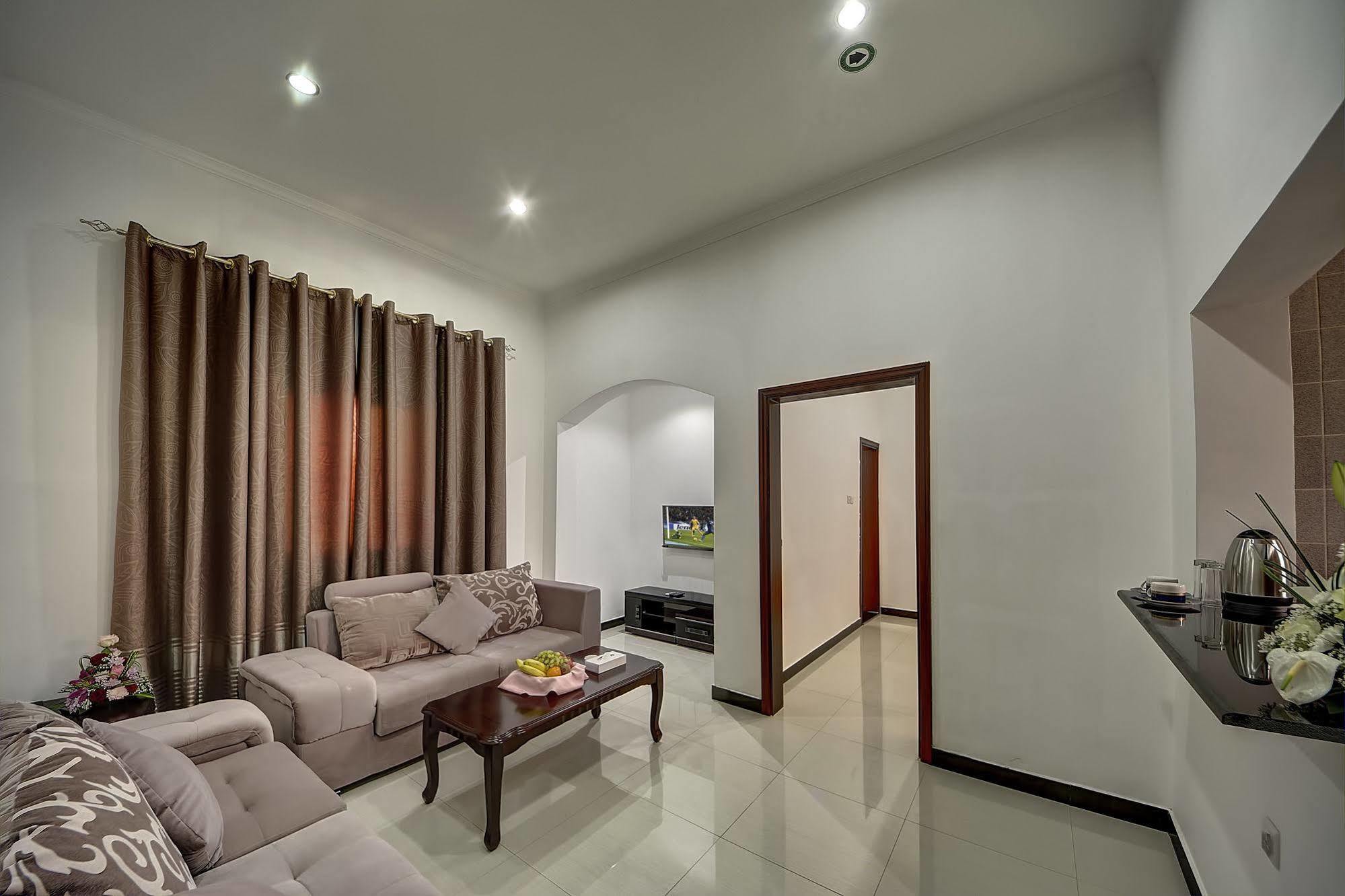 Royal Residence Hotel & Spa Umm al-Quwain Exterior foto